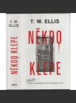 Někdo klepe - náhled